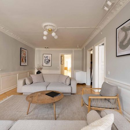Big 4 Bedroom Apartment With Bathtub By Cph City Hall Square Kopenhagen Buitenkant foto